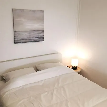 Nwd114 Aangenaam Vakantiehuisje In Voor 6 Personen * Nieuport